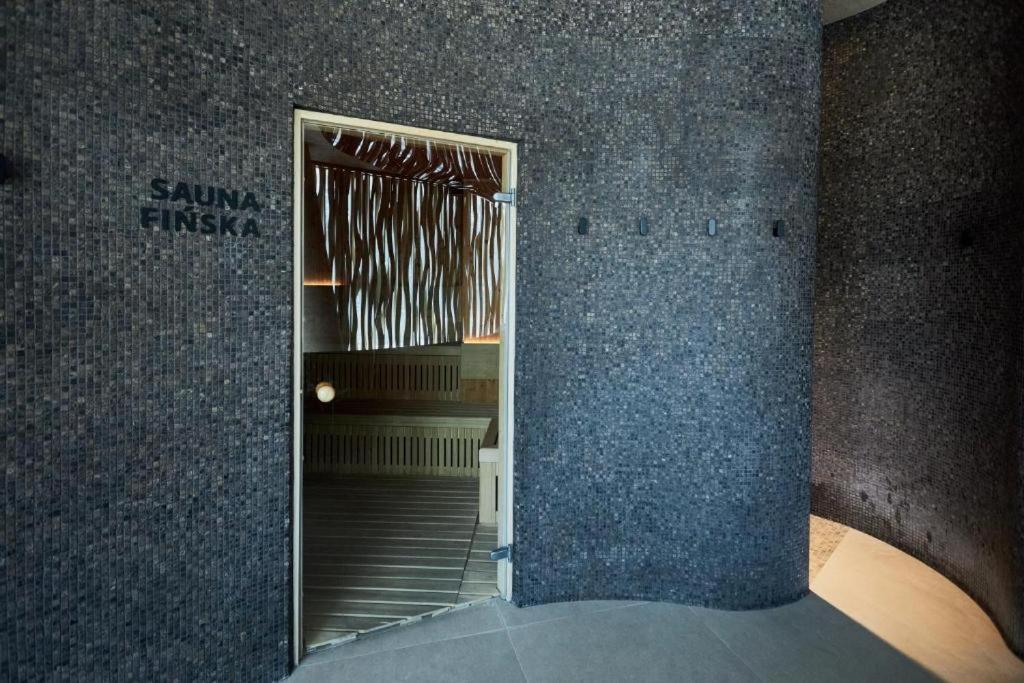 Wave De Luxe Studio Resort&Spa 755B - Sea View 미엥지즈드로예 외부 사진